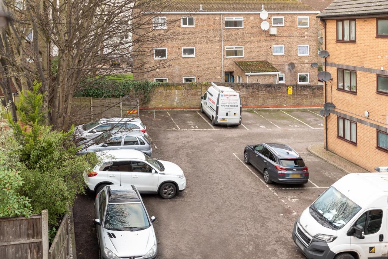 Luxury Central Link Luton/London/M1/Airport/Station/Long Stay Luton  Zewnętrze zdjęcie